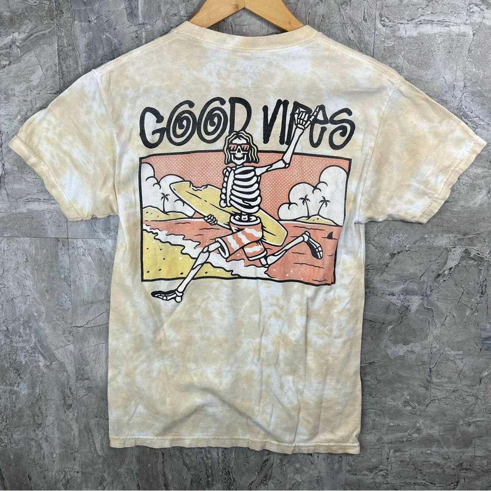 Call‎ Your Mother Good Vibes Skeleton Reaper Surfing T-Shirt Small Beige Tie Dye